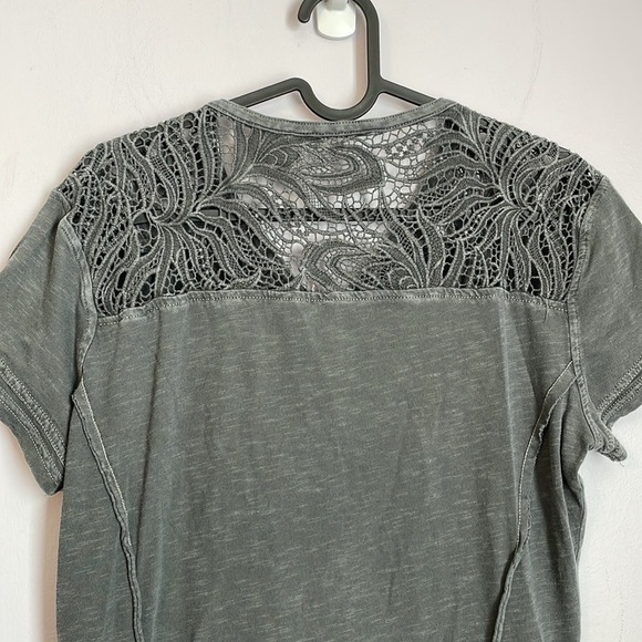Kuhl Gia Short Sleeve Shirt in Carbon Gray with Crochet detail size M - Picture 12 of 16